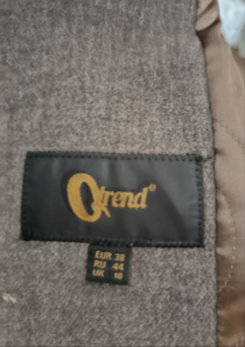 Пальто женское.        .