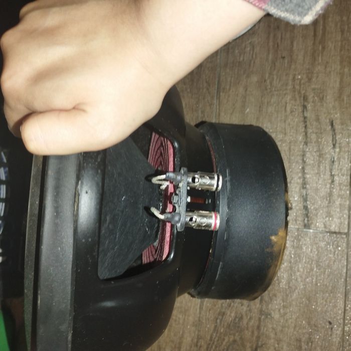 Продаю Сабвуфер kingz Tsr-12Ev2