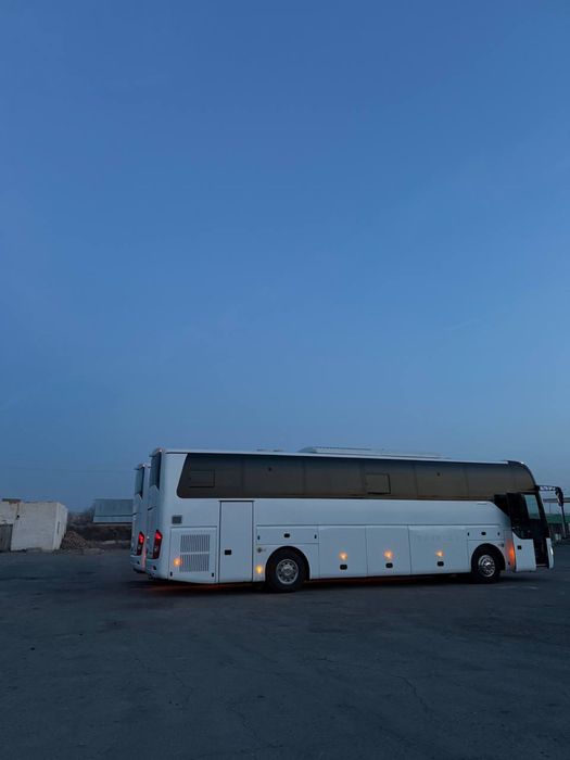 Автобус YUTONG Сотилади 2020 йил холати ало заводской газ колган малум