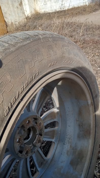 Резина липучка Triangle 215 / 60 / R17