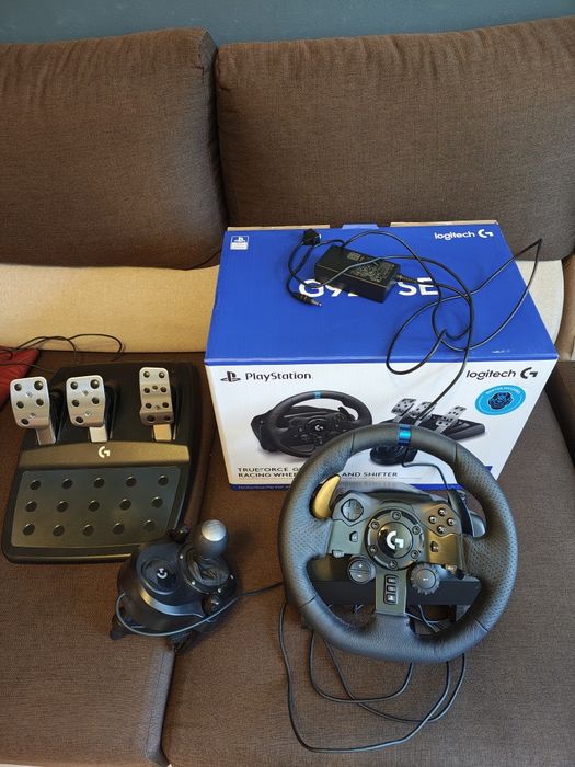 Logitech G239 SE Racing Wheel, pedals and shifter