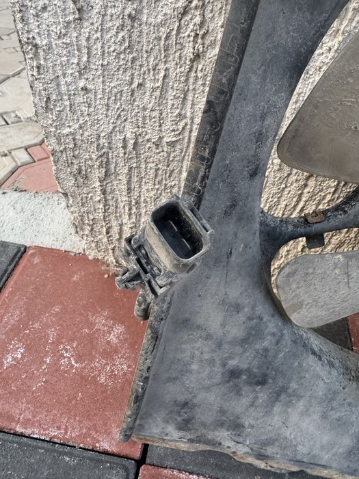 Вентилятор на Toyota Ipsum/Gaia