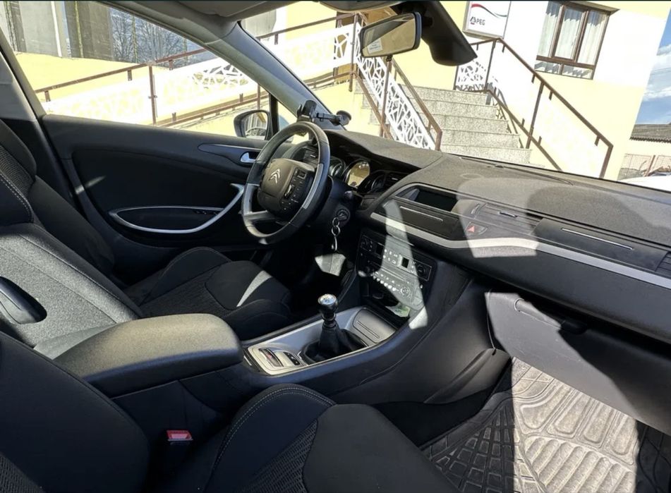 Vand sau schimb cu Duba autoutilitara