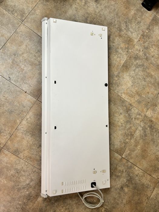 Продавам стенен конвектор 2,5kW