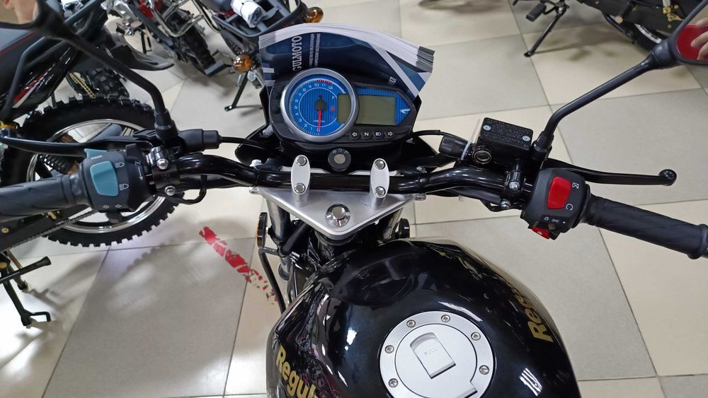 Мотоцикл Regulmoto SK200-9