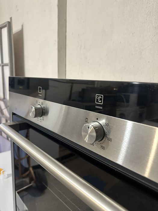 Фурна +гаранция. SIEMENS. Конвекция.  Безплатна доставка за София