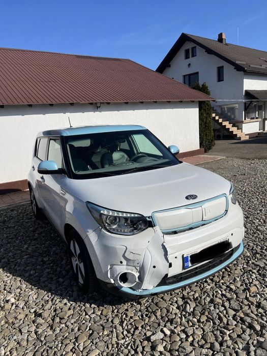 Kia Soul electric avariat, AVARIATE