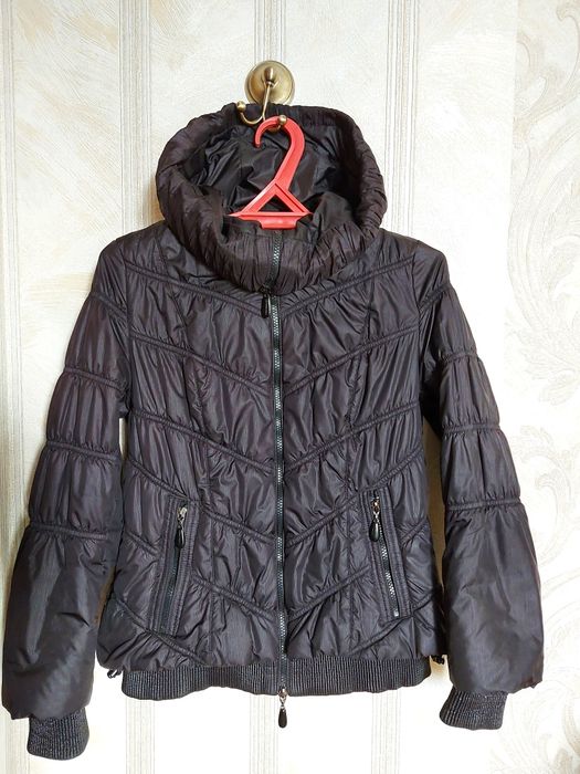 Демисезонная куртка.