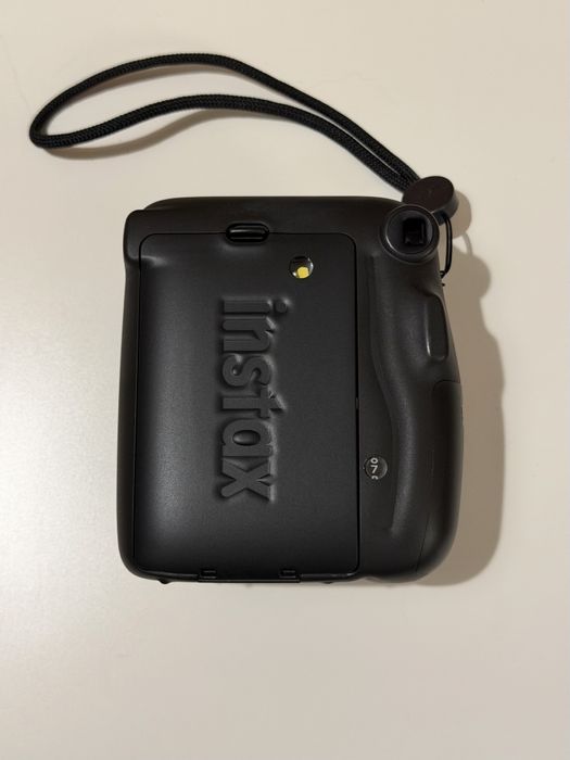 Instax mini 11 чёрный