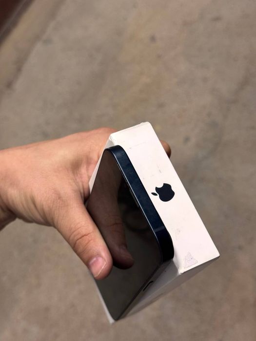 Iphone 13 128 GB 81 % yomkst ochilmagan usta kormagan srochna sotladi