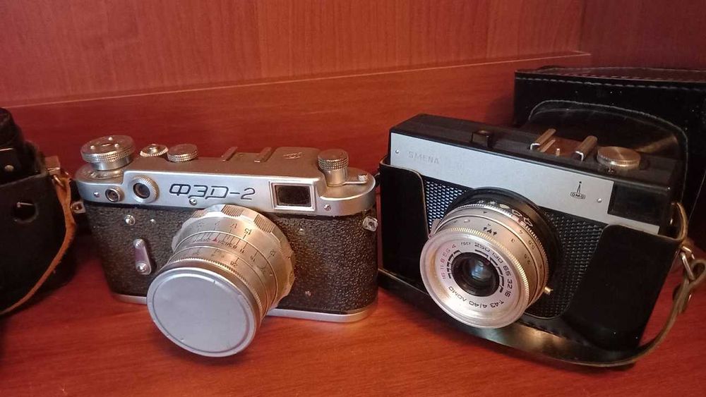 продам фотоаппараты ссср. цена стоит условная