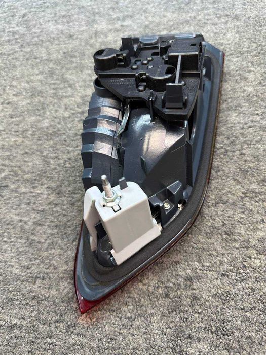 Stop haion stanga BMW X1 F48
