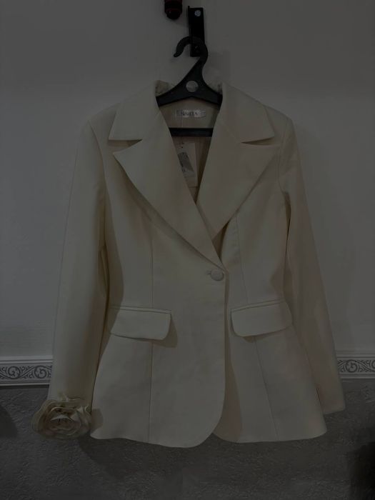 Пиджак новый, 44 размер