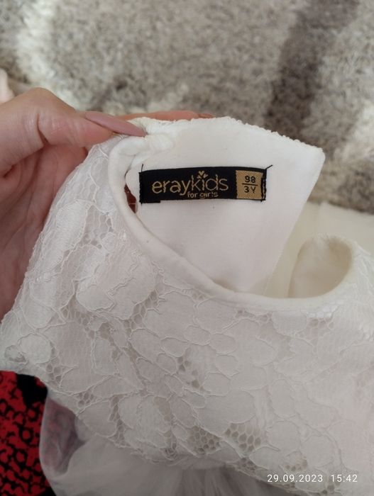 Продам новые платья