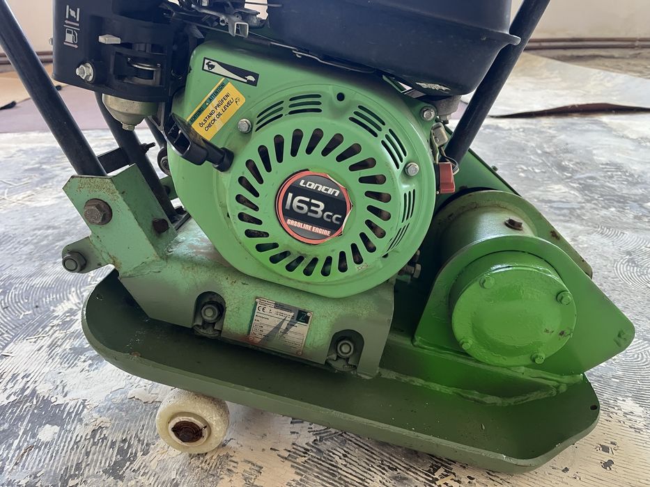 Placa vibratoare 62kg,  4,1kw