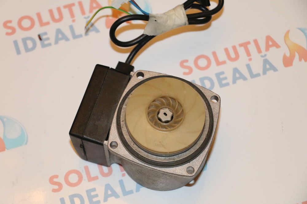 Pompa Grundfos UPS15-50 CACA0 centrala termica