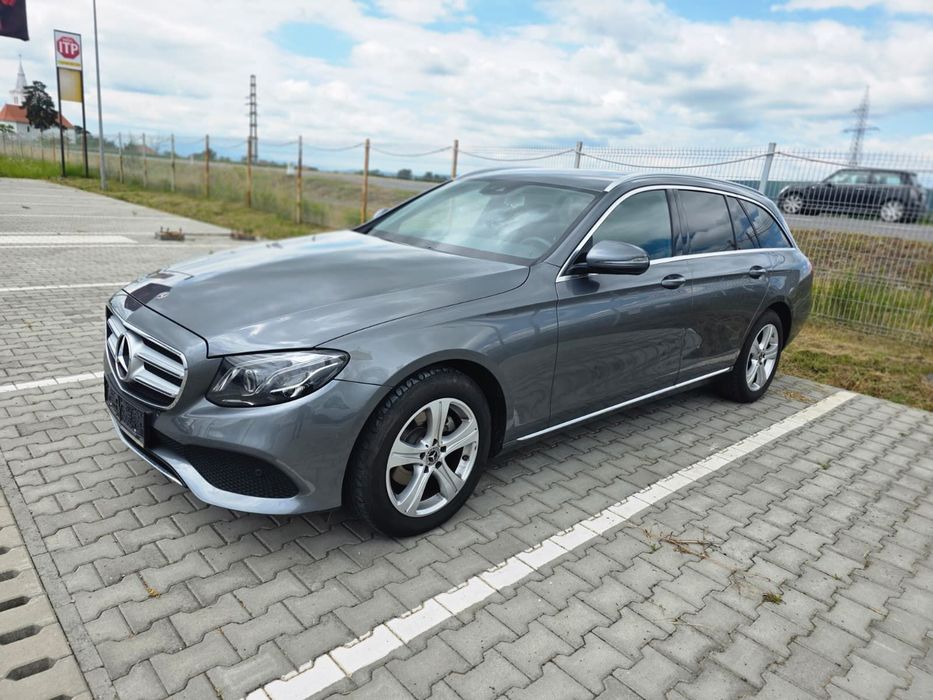 Mercedes-Benz E