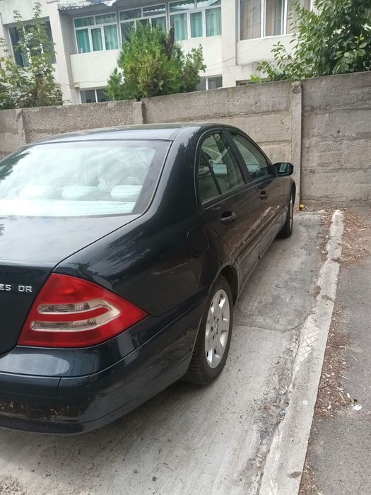 Mercedes c200 benzina