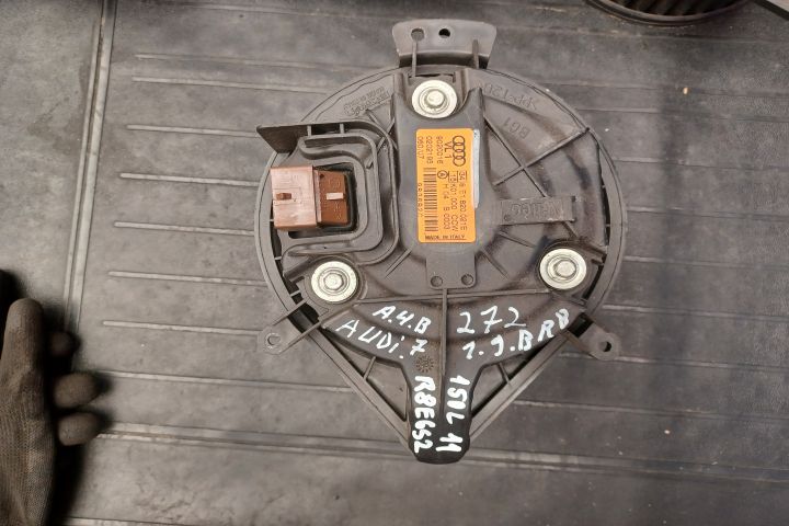 Ventilator aeroterma 8E2820021E Audi A4 B7