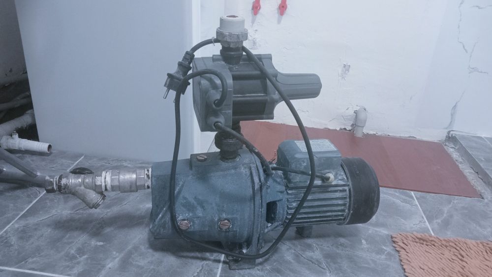 Продам вакуумный насос