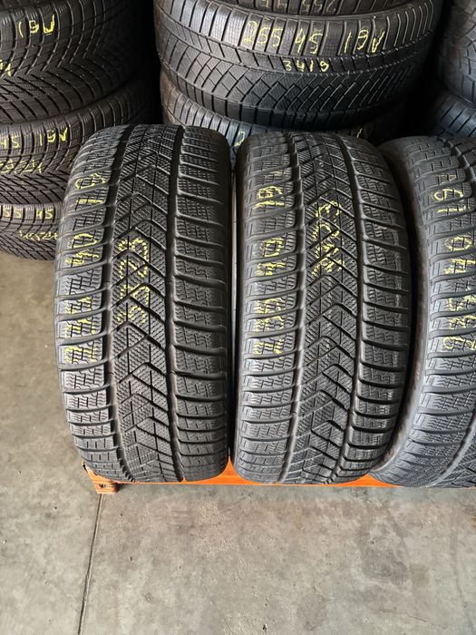 Anvelope Iarna 235/40/19 Pirelli SottoZero 3 235 40 19 R19
