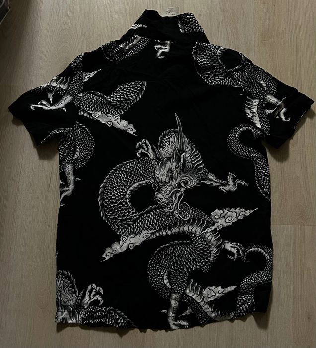 Риза - размер S (черна)