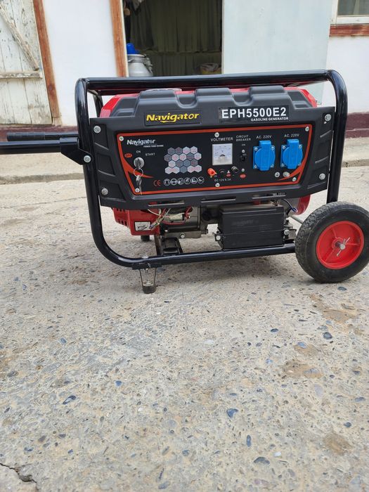 Generator Navigator yangi sotiladi 3 kvt