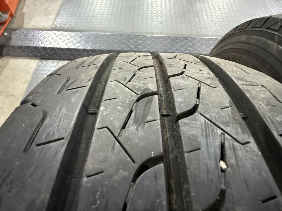 4бр. Отлични Товарни Гуми 215/70R/15C -BRIDGESTONE-DOT:0117- 8.3м+6.1м