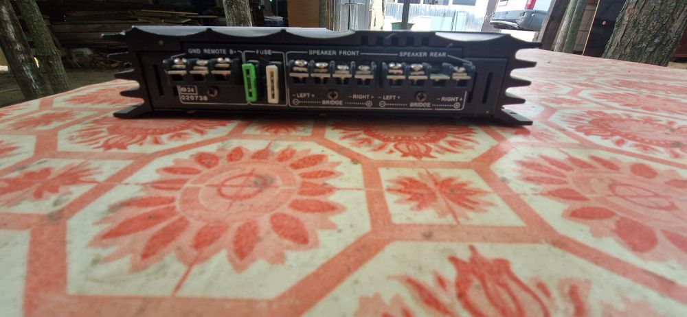 Vand amplificator auto