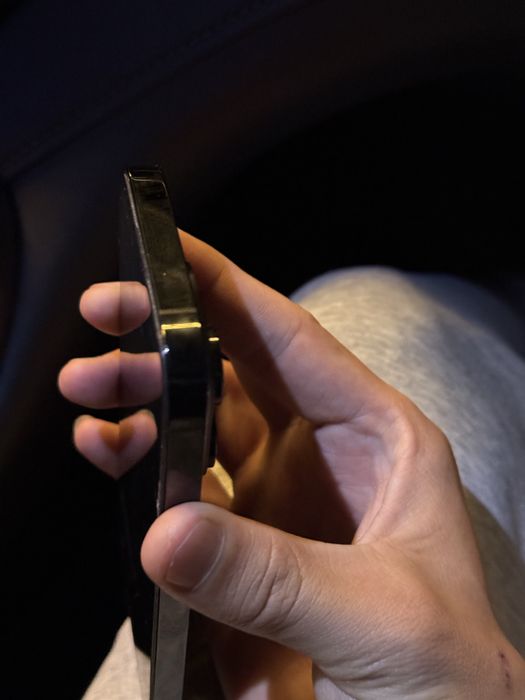 Продам айфон 14про