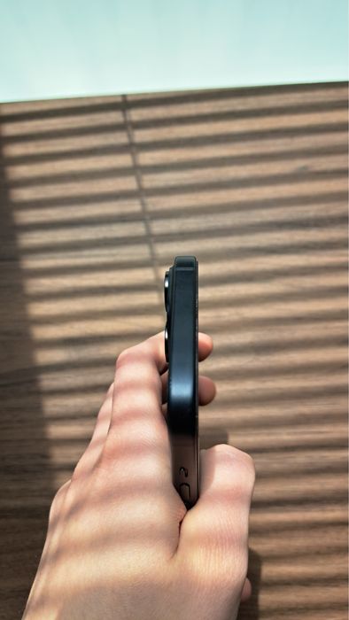 iPhone 15; без забележки