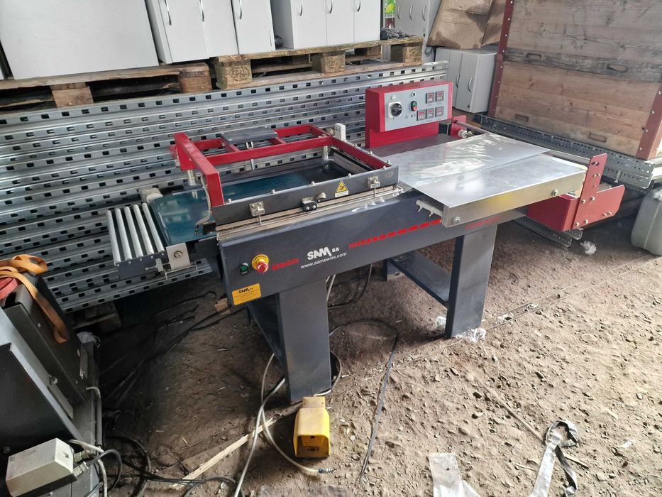 Mașină  de ambalat in folie termocontractibila