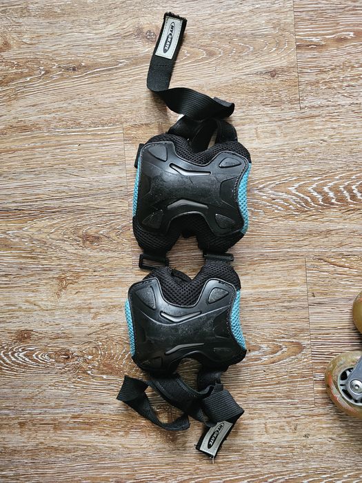 Role Salomon DR100 + Ghiozdan + Genuchiere