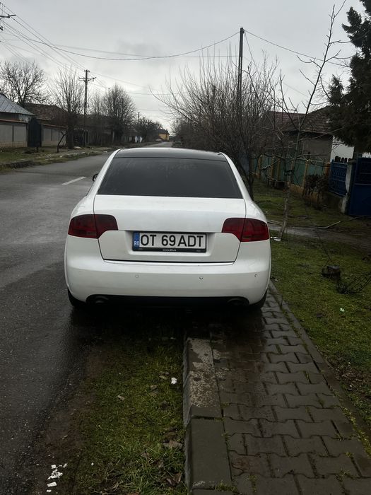 Dezmembrez audi a4 b7 2.5 v6