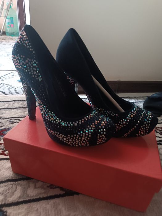 Qarshida jeniski tufli