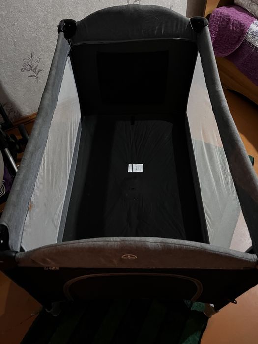 Продам манеж состояние нормальное!