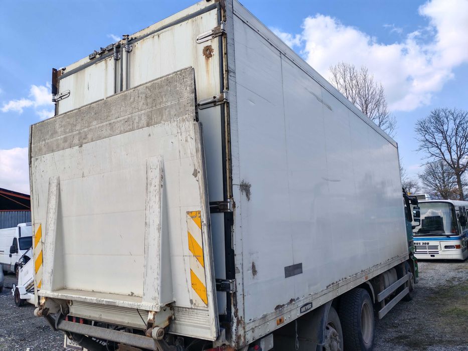 Хладилен термоизолиран фургон 7.60.на.2.60