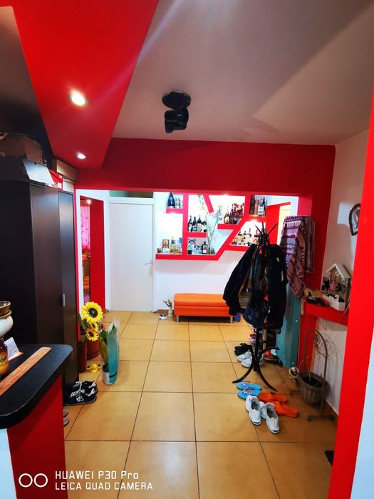 Apartament 4 camere etaj 1 Decomandat.Direct Proprietar