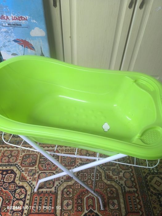 Продам тазик с подставкой