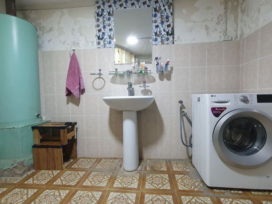 Тезда уй сотилади Ўртасаройда