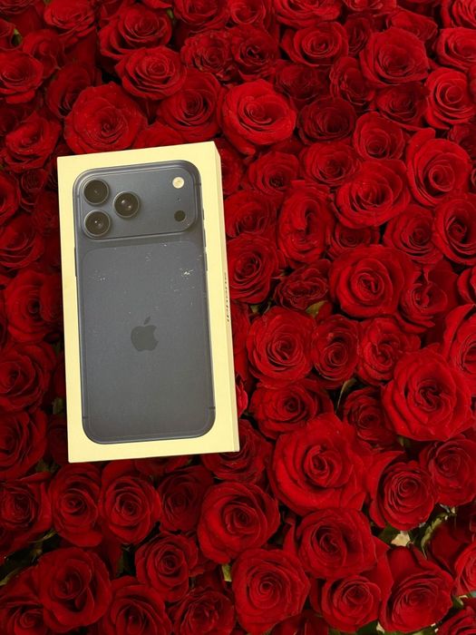 Продам apple  iphone 17 pro max новый