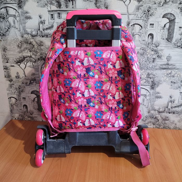 Продам рюкзаки в хорошем состоянии