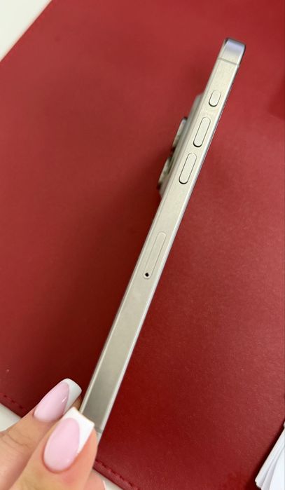 Telefon Apple IPhone 15 Pro Max / 256GB / Natural Titanium