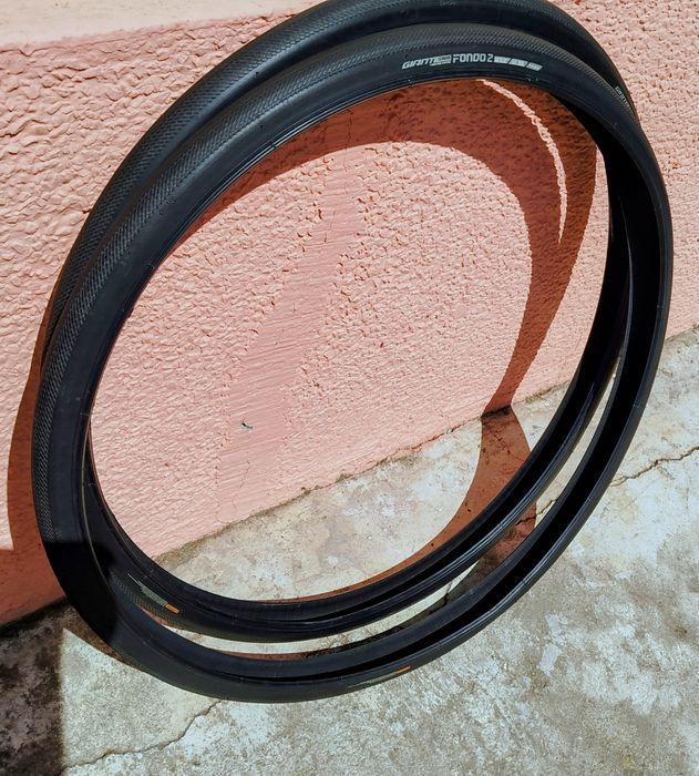 700/32 Giant Gavia Fondo 2 tubeless