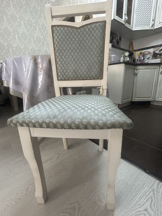 Продам стулья, каждый по 7 тыс