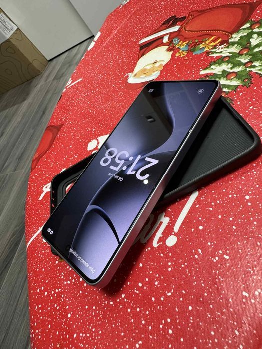 Oferta Xiaomi 14T  Albastru

- Memorie 256 GB/ 12 RAM

- Aspect ecra