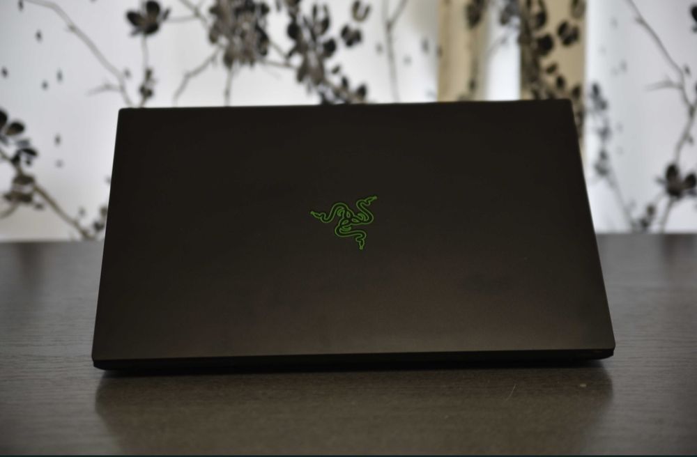 Razer blade 15 advanced rtx 4070