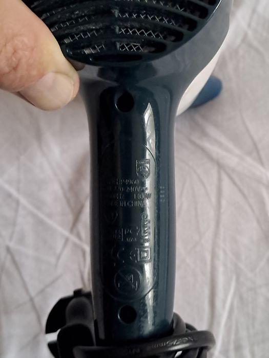 Feon Philips SalonDry compact 1400 W perfect functional