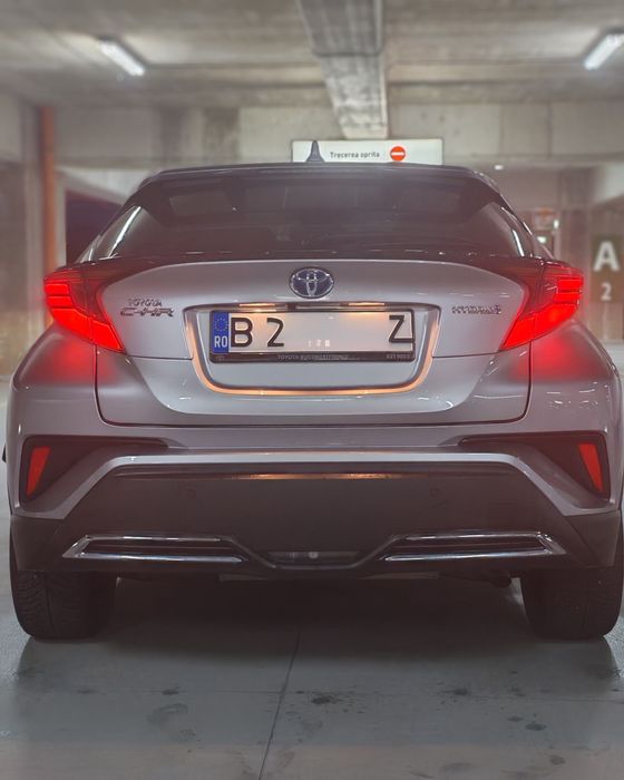 Toyota CHR 2021,Gri, 83000 km 21000 euro