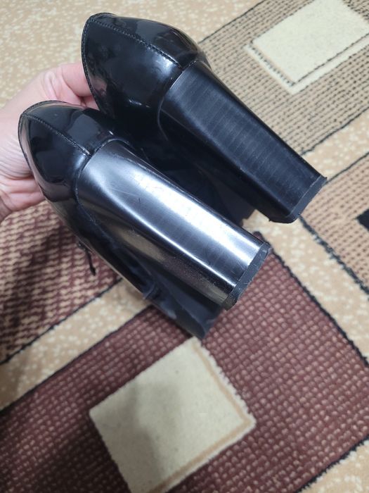 Женские обувь, туфли